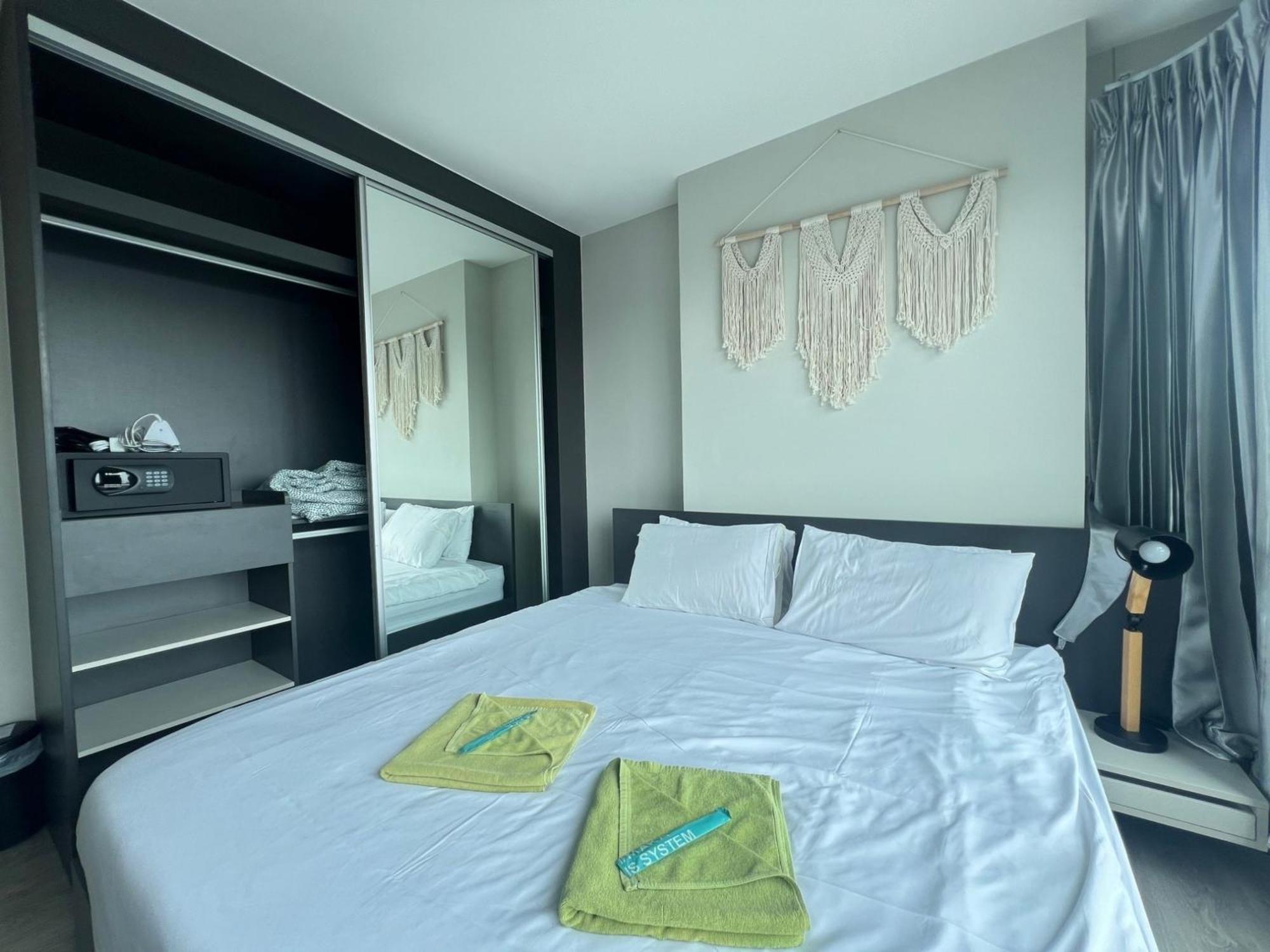 The Base Central Pattaya By Mickey Екстер'єр фото